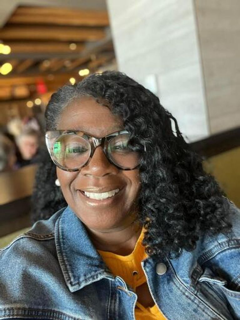 Laurie Martin Deberry Profile Photo