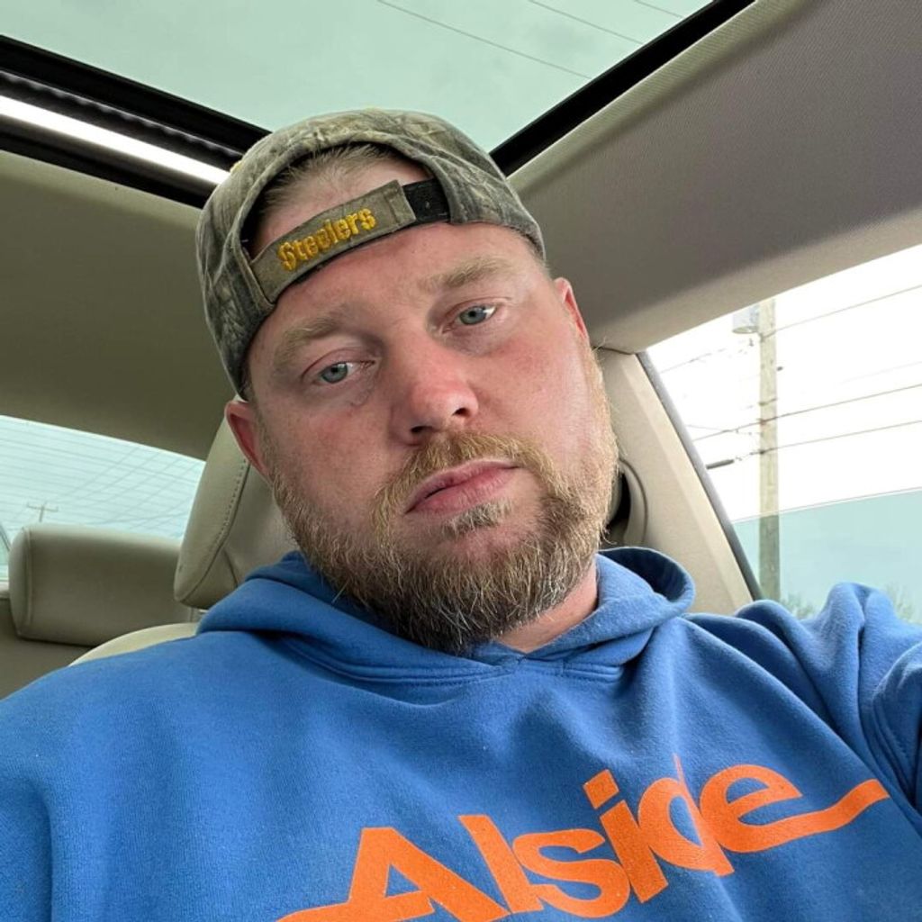 Adam James Mcdonald Profile Photo