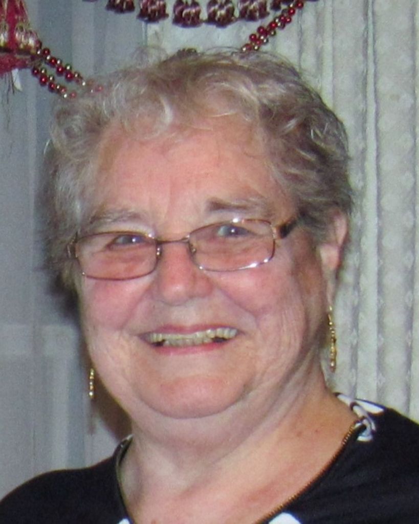 Edna Mae Weaver Sawyer