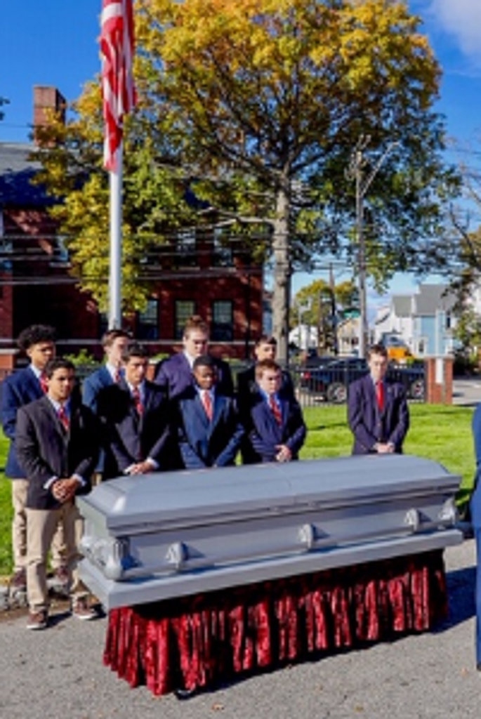 Markham Lyons