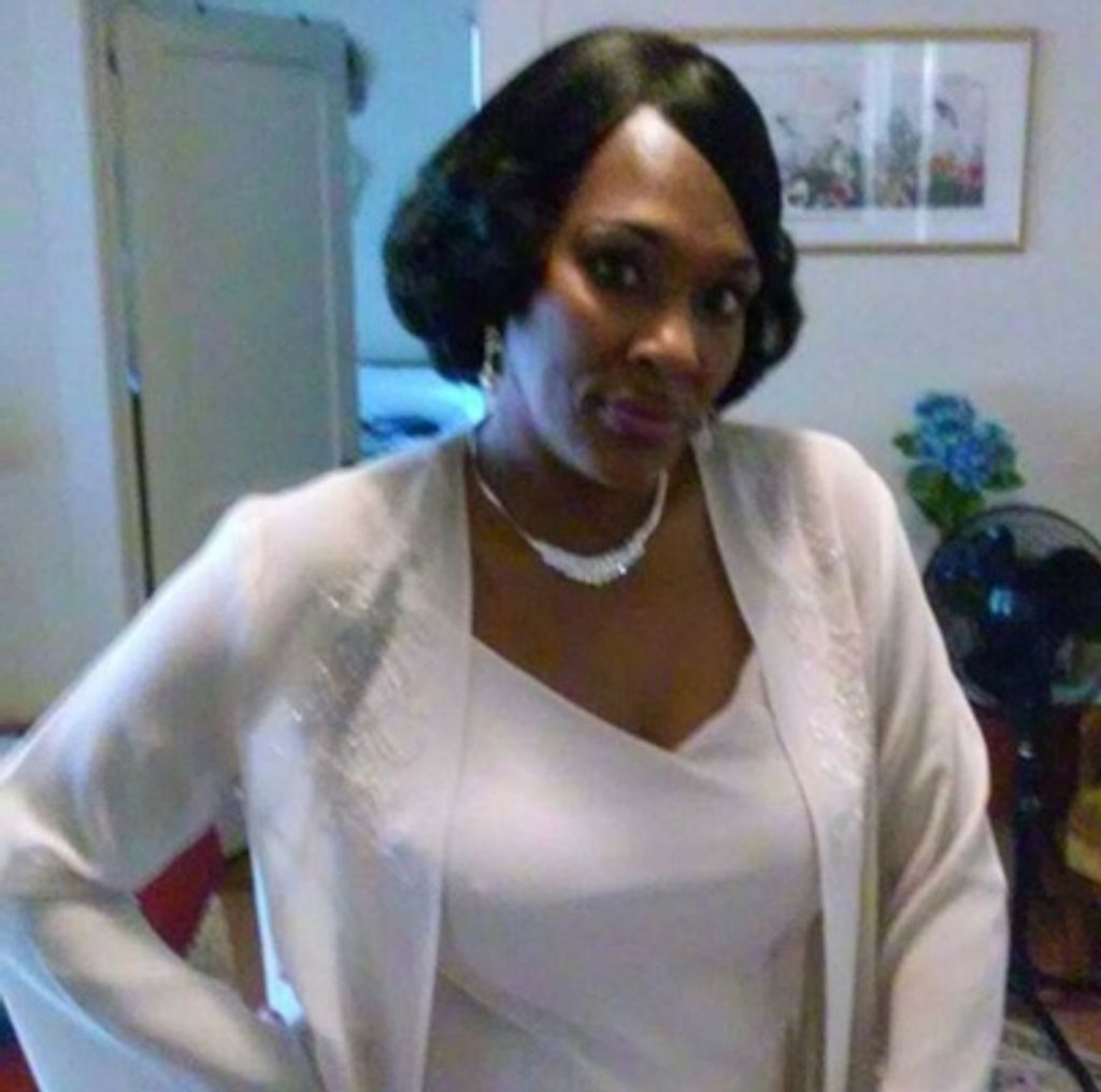 Ms. Vera Davis Profile Photo