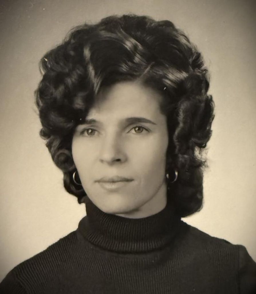 Elvira C. Moniz Profile Photo