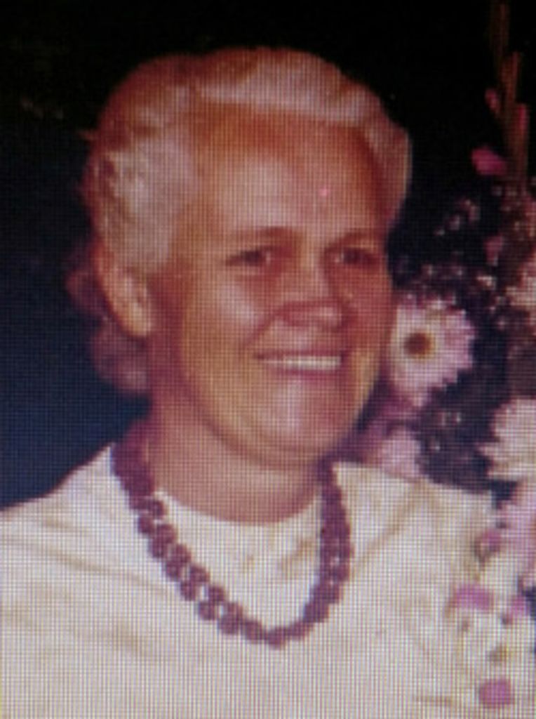 Laraine Schetselaar Black