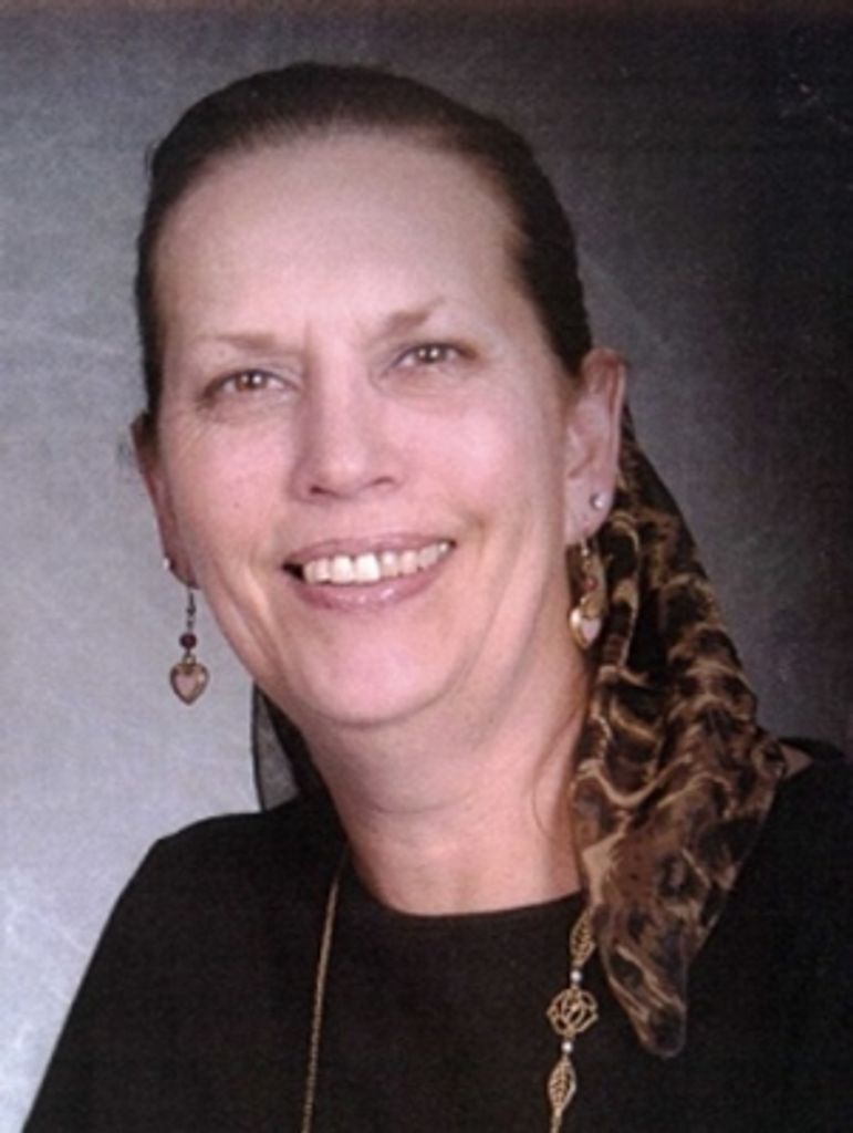Paula Renee Santovena