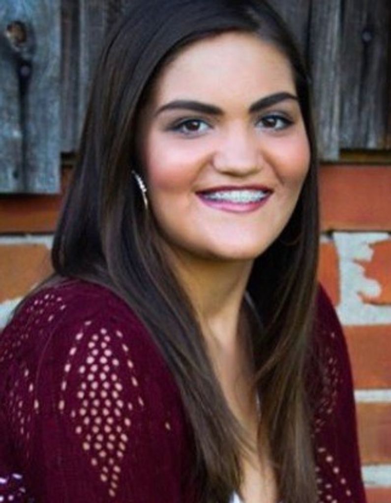 Taylor Lindsey Hughes Profile Photo