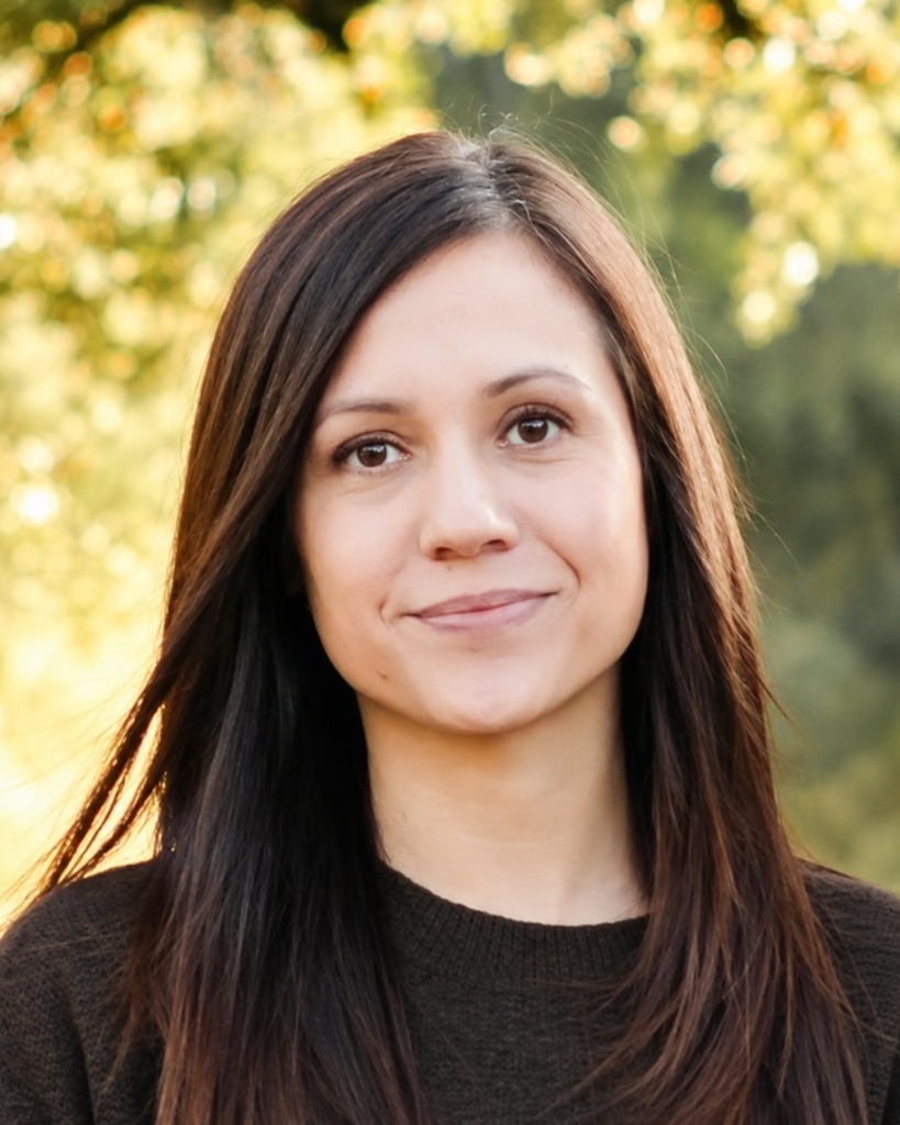 Lora Kay Russell Profile Photo