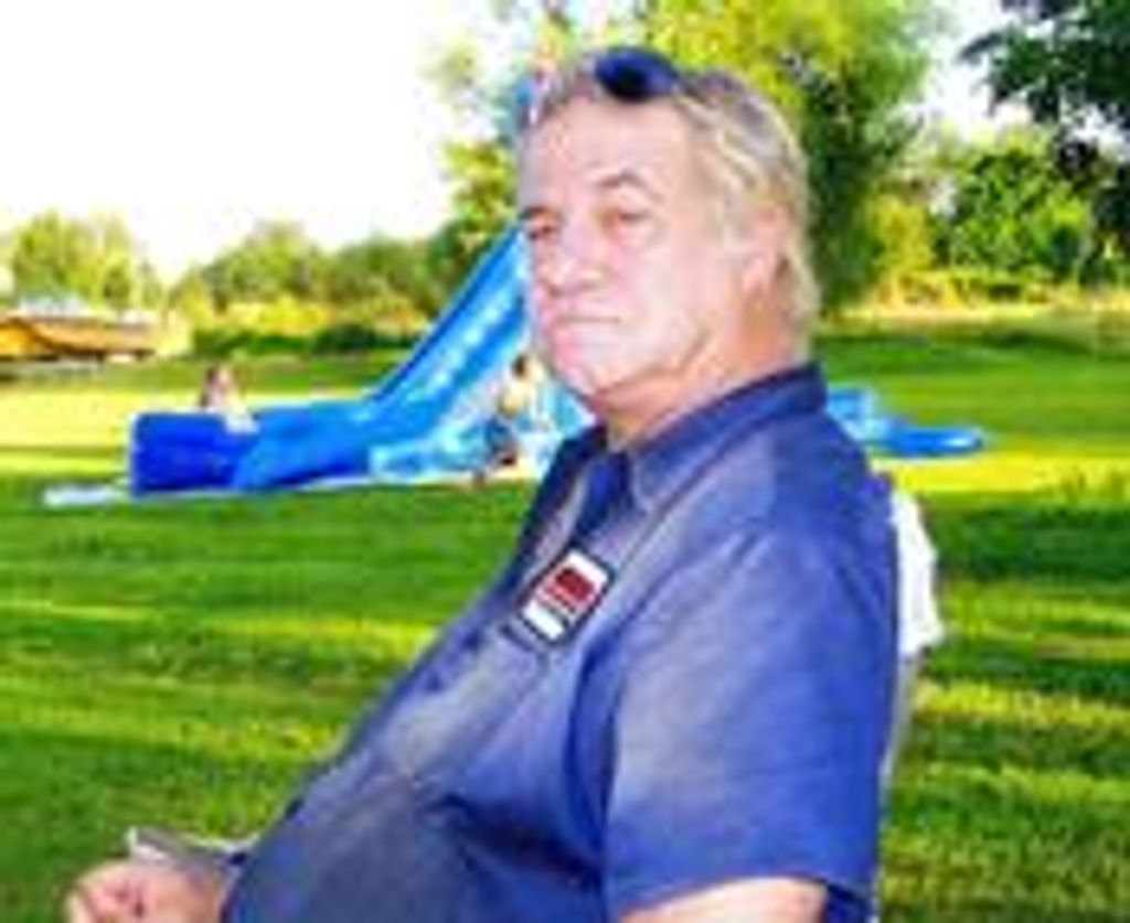 Leslie Wayne Claypool, Jr.