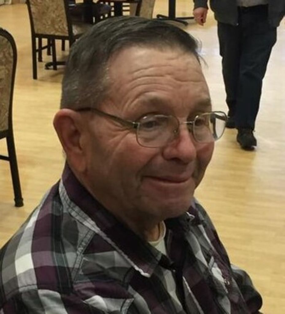 Robert "Bob" Eugene Currier