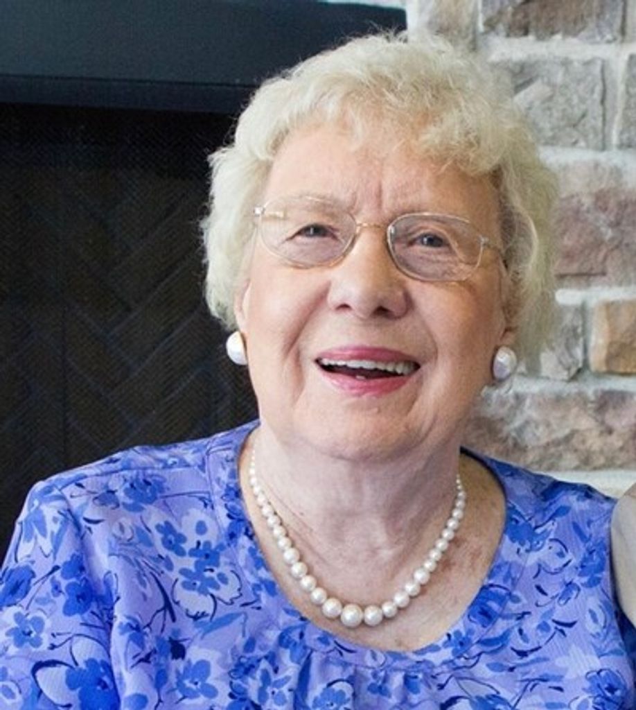 Lorraine Mae Alexander Profile Photo