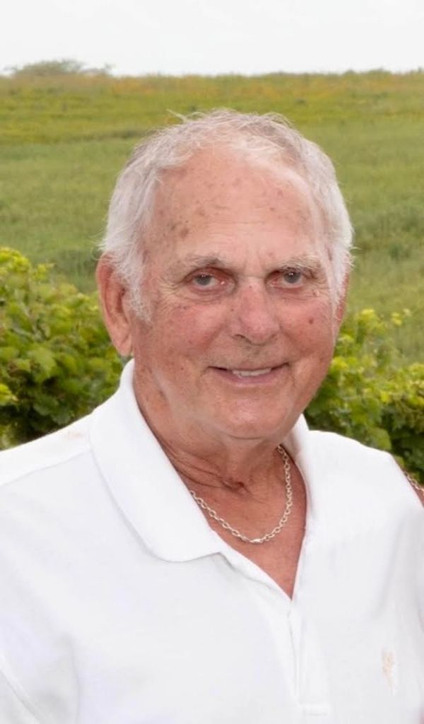 Duane Lloyd "Max" Maxwell Profile Photo