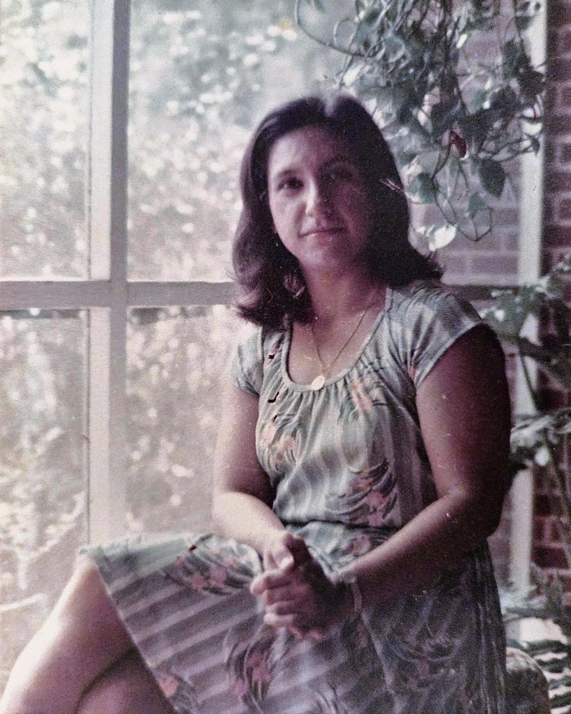 Florence Aida Barrera McArthur Profile Photo