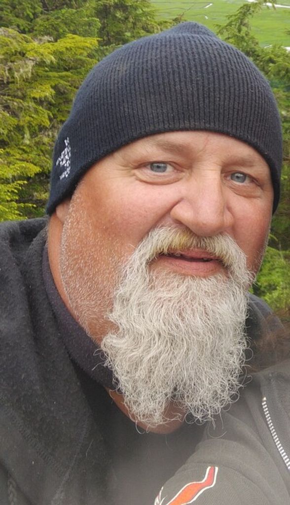 Earl L Newton Profile Photo