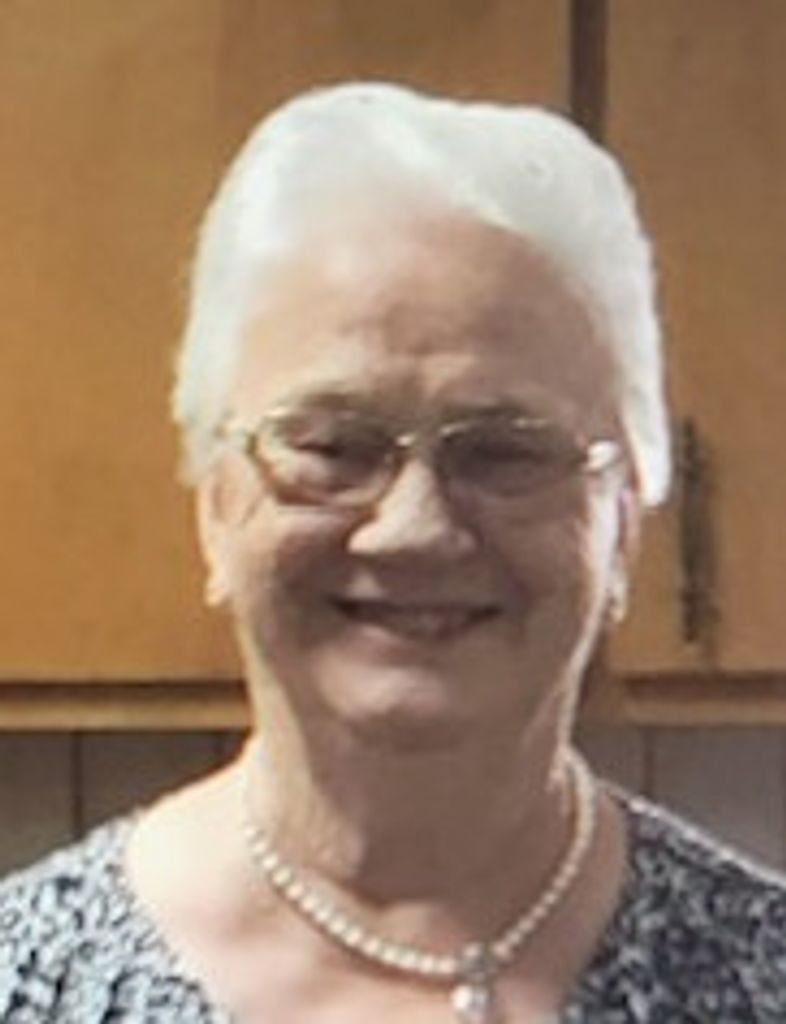 Louise (Paul)  Peavy