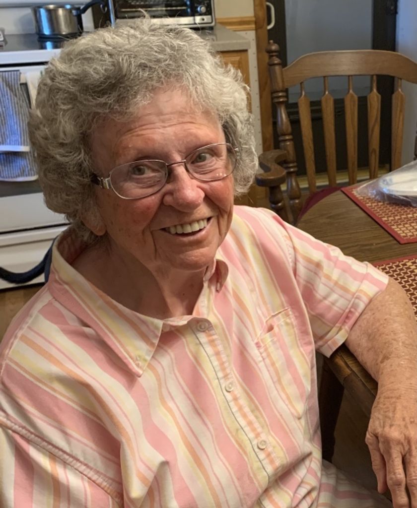 Elizabeth "Bette" Jean (Dobbie) Cahill