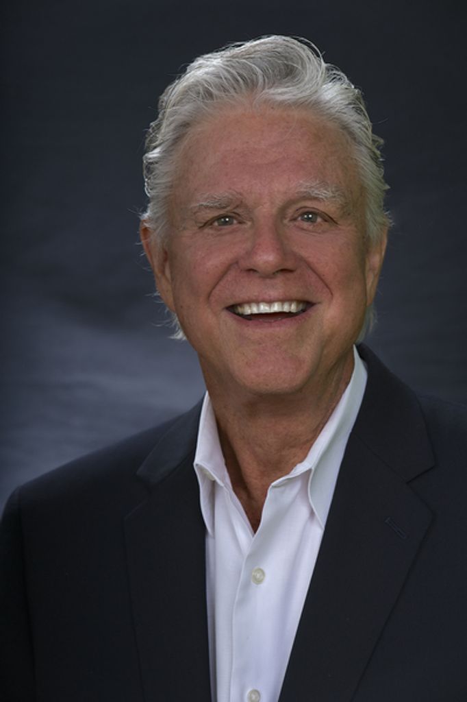 Robert "Bob" Gregor Currie, Faia Profile Photo