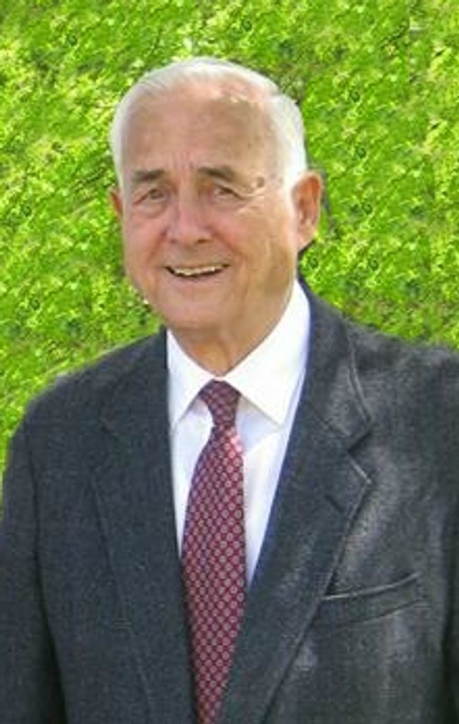Peter G. Trahon Profile Photo