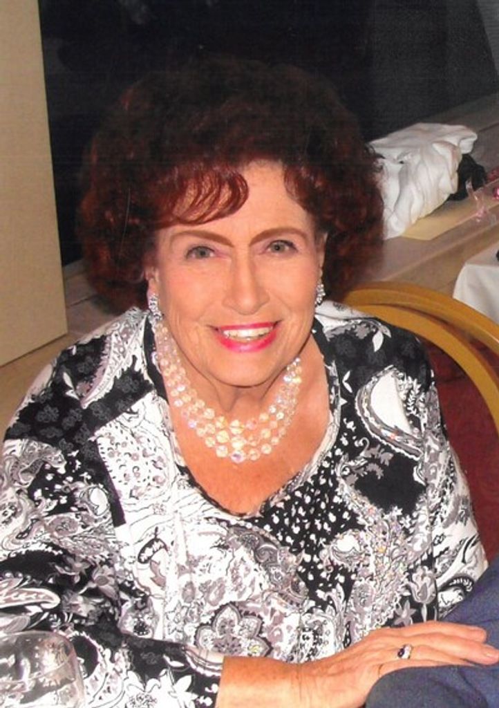 Dorothy Hohmann Moore Profile Photo