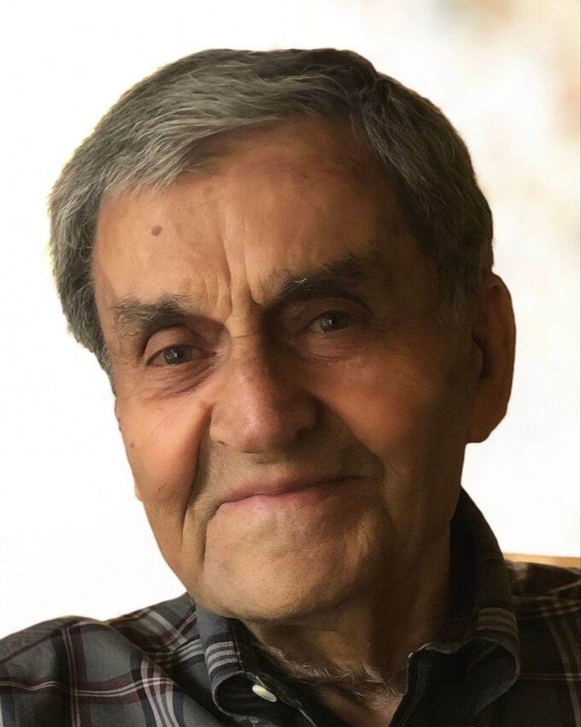 Evangelos Daglas Profile Photo
