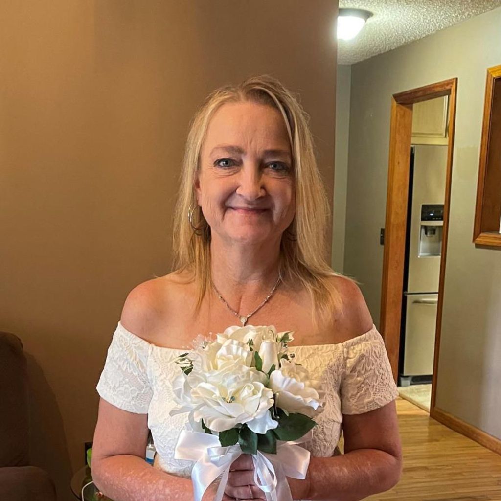 Connie Warren Adams Profile Photo