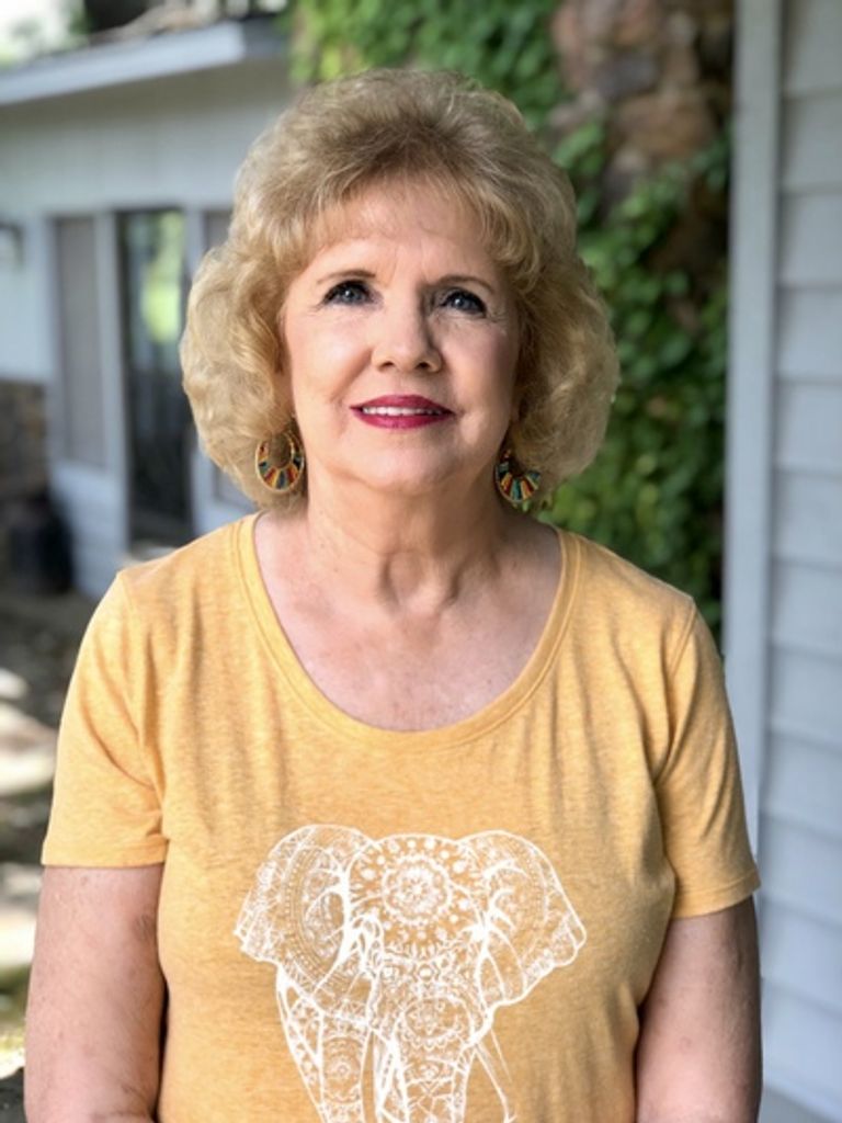 Donna Lujean Latham Profile Photo