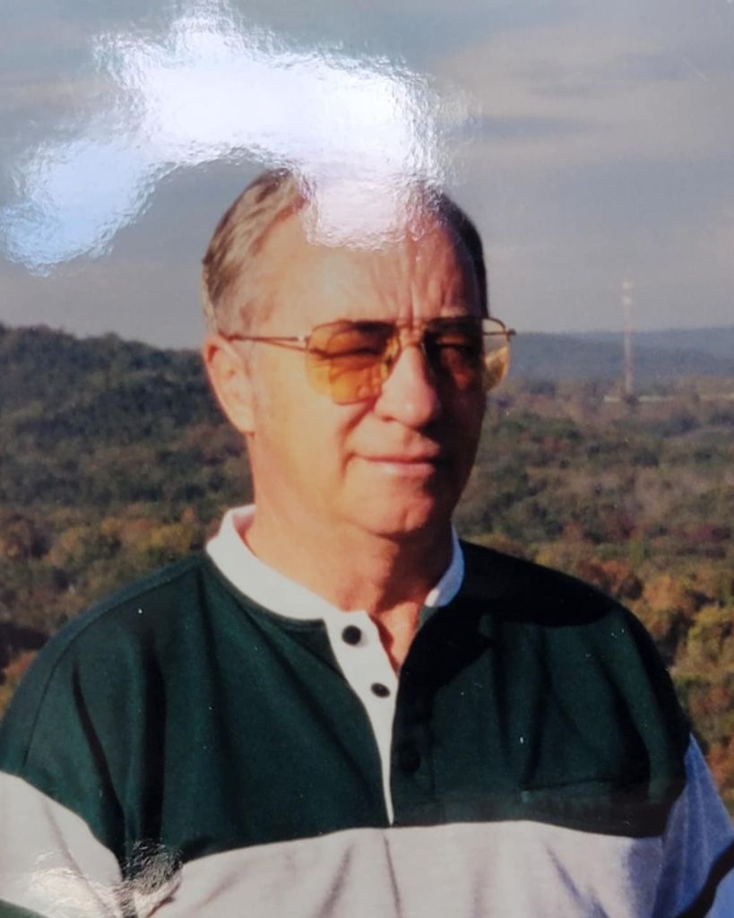 Larry Sherman Stauffer Profile Photo