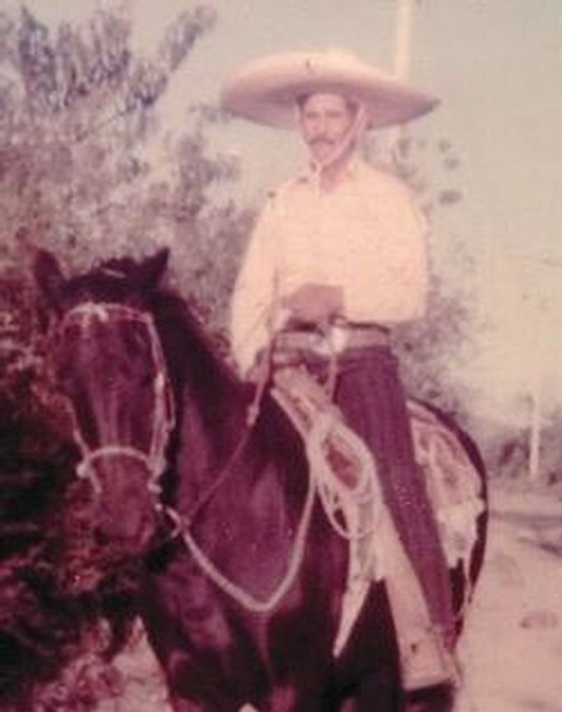 Julian Cervantes Profile Photo