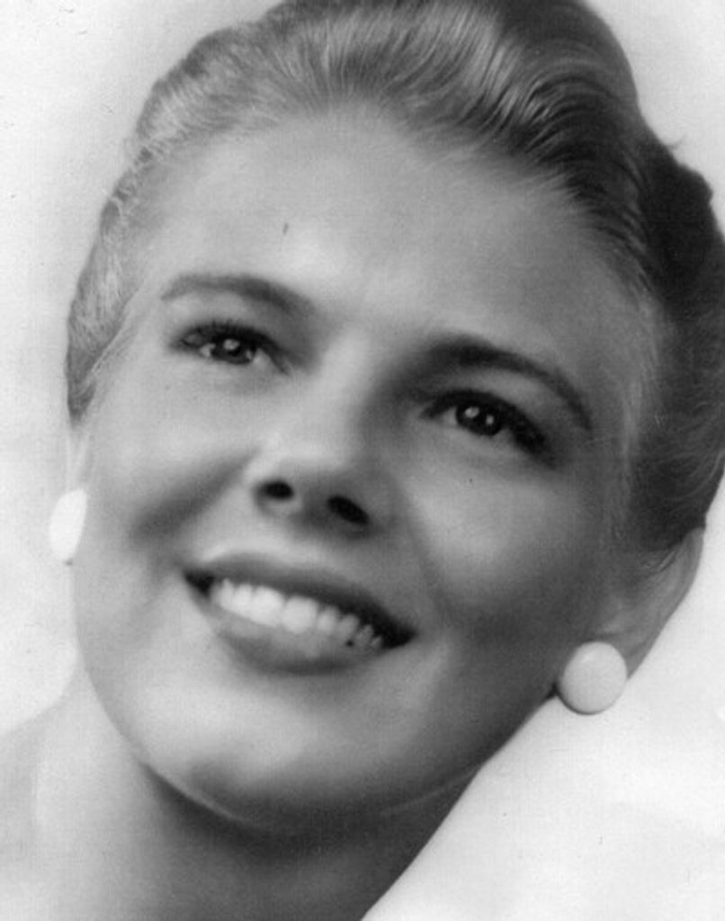 Violet "Vi" Anne Dalton Hartwell Profile Photo