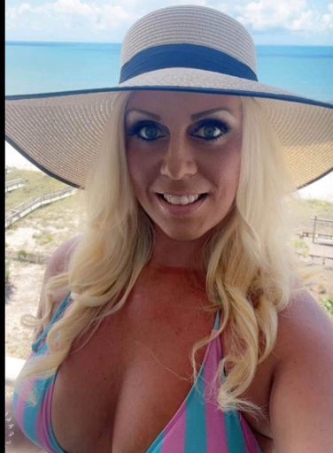 Samantha Coor photo gallery thumbnail 79 of 204