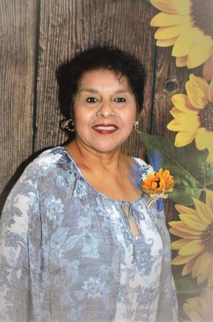 Stella Garza Profile Photo