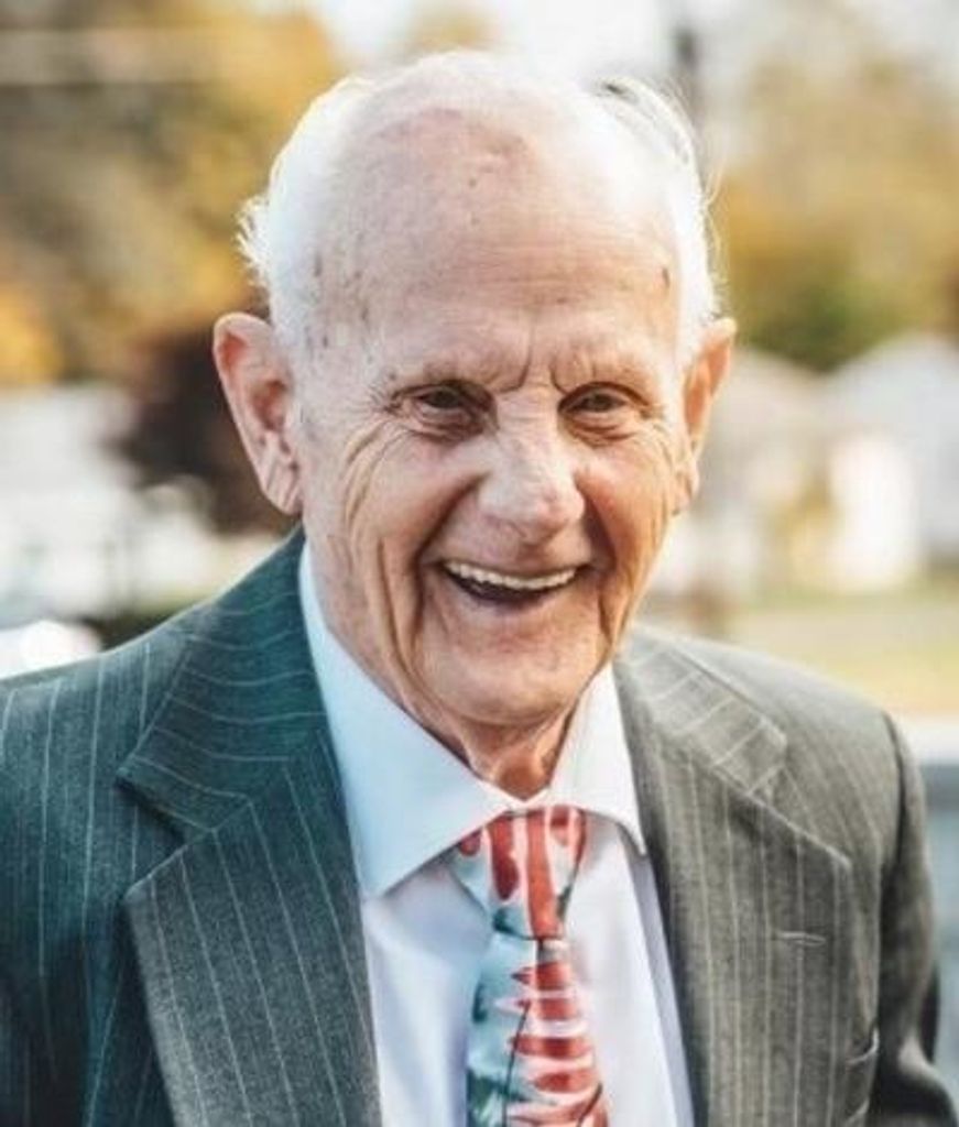 Lee Dills Profile Photo