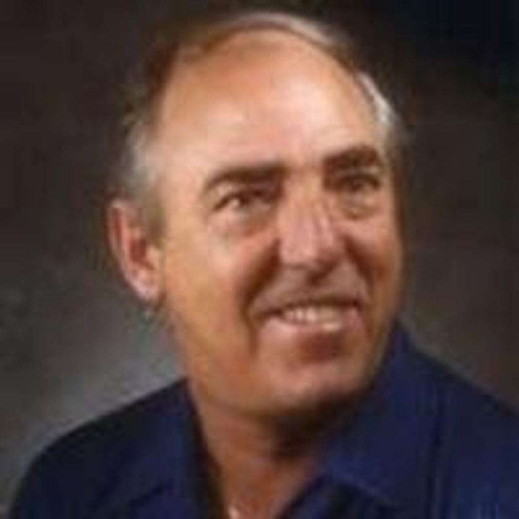 Arlis C Summers