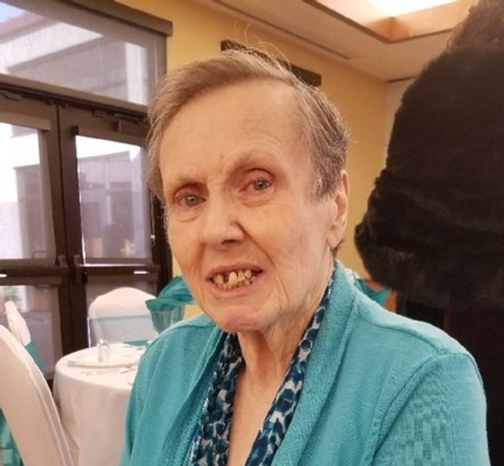 Joann Travella Profile Photo