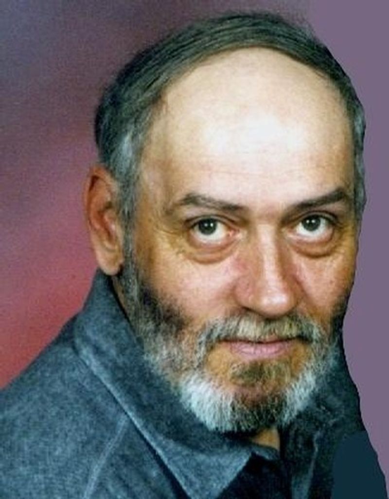 Gary L. Robertson Profile Photo