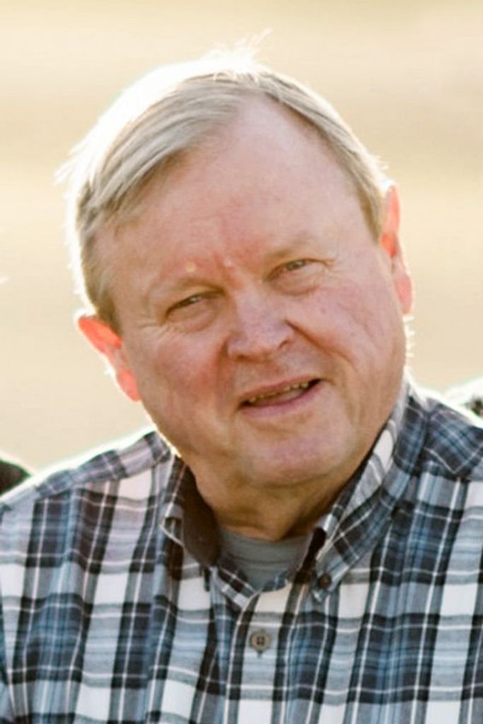 James Everett Lundine Profile Photo