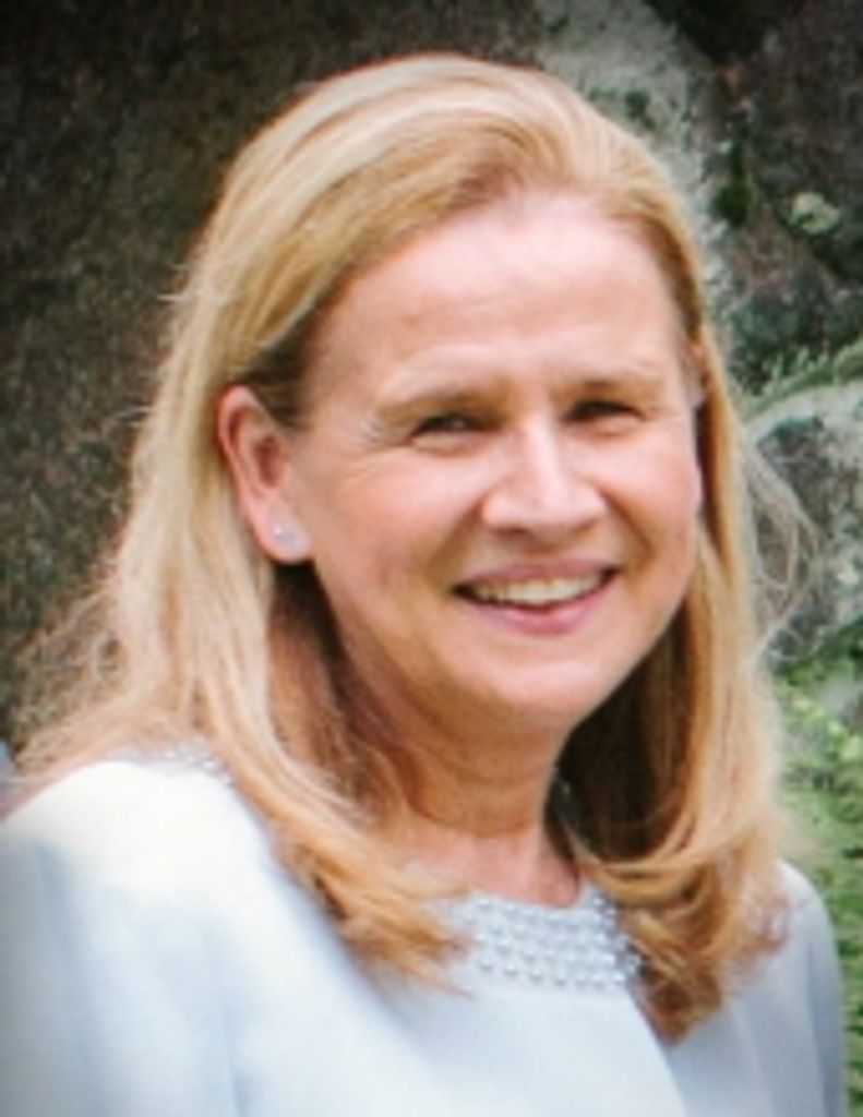 Laura J. Kirk