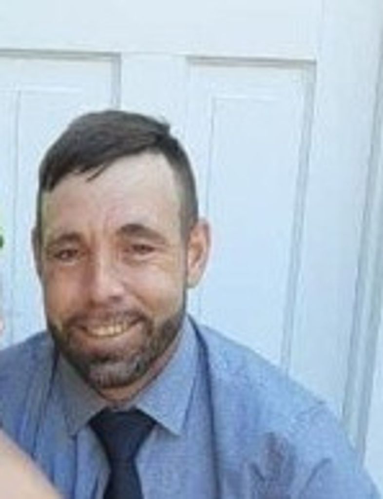 Zac Crowder Profile Photo