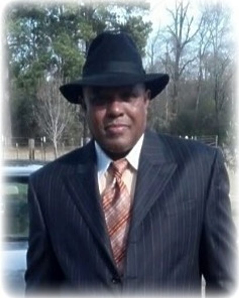 Tyrone Small Profile Photo