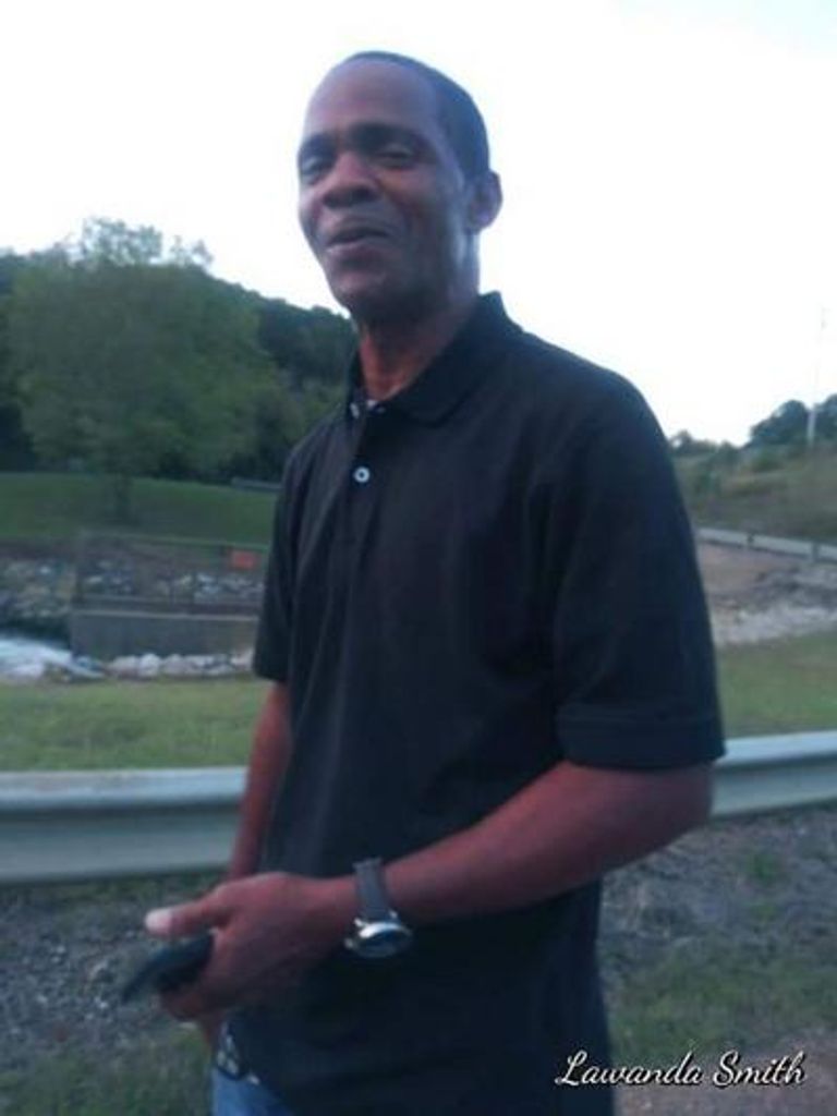 Elbert Ellis, Jr. Profile Photo