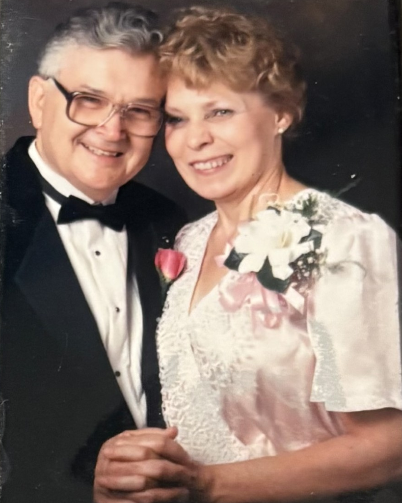 Joy and Robert Hustead Profile Photo