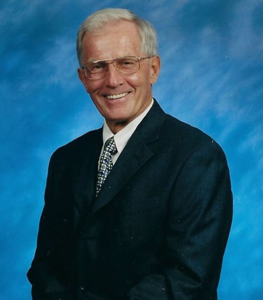 Robert G Everingham