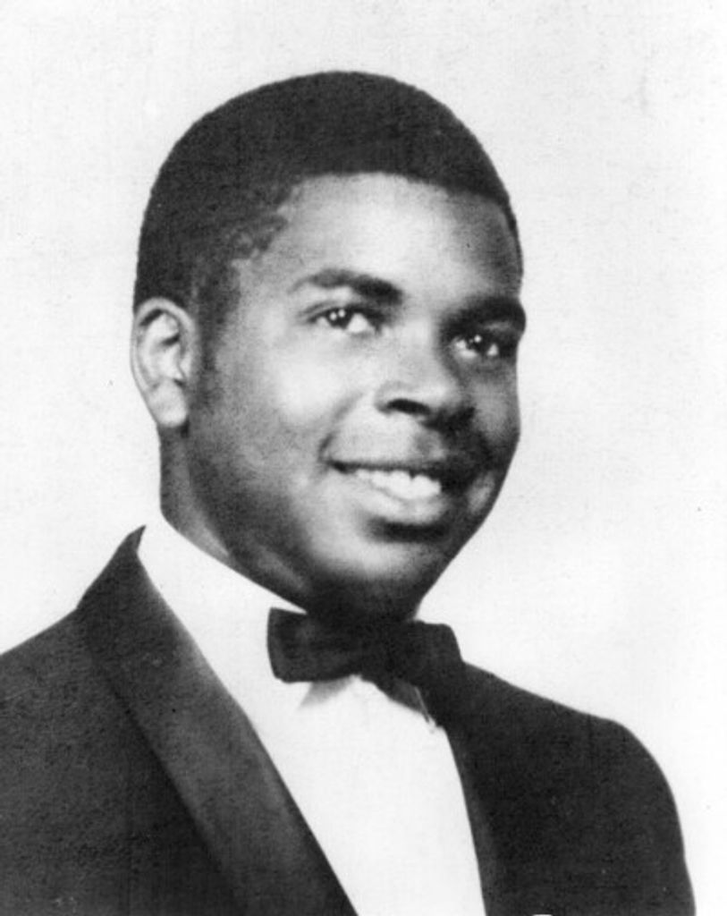 Robert Lee Bass Profile Photo