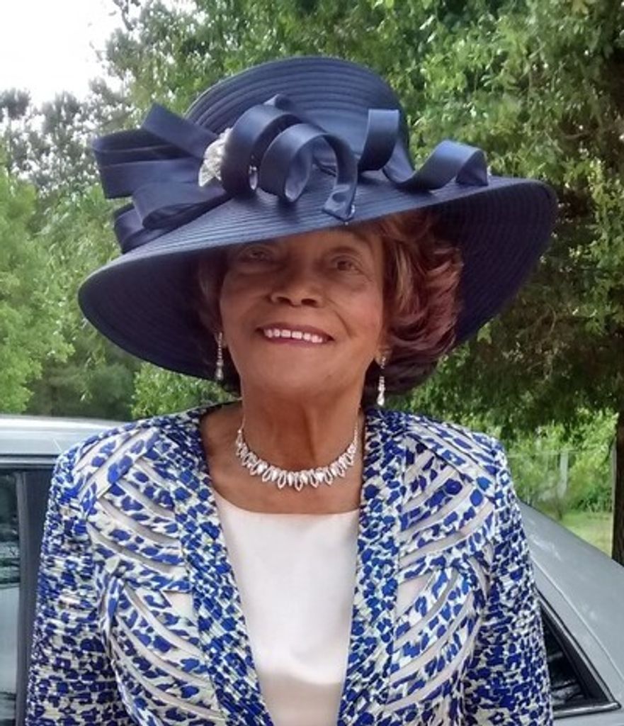 Anna Fennell Devone Profile Photo