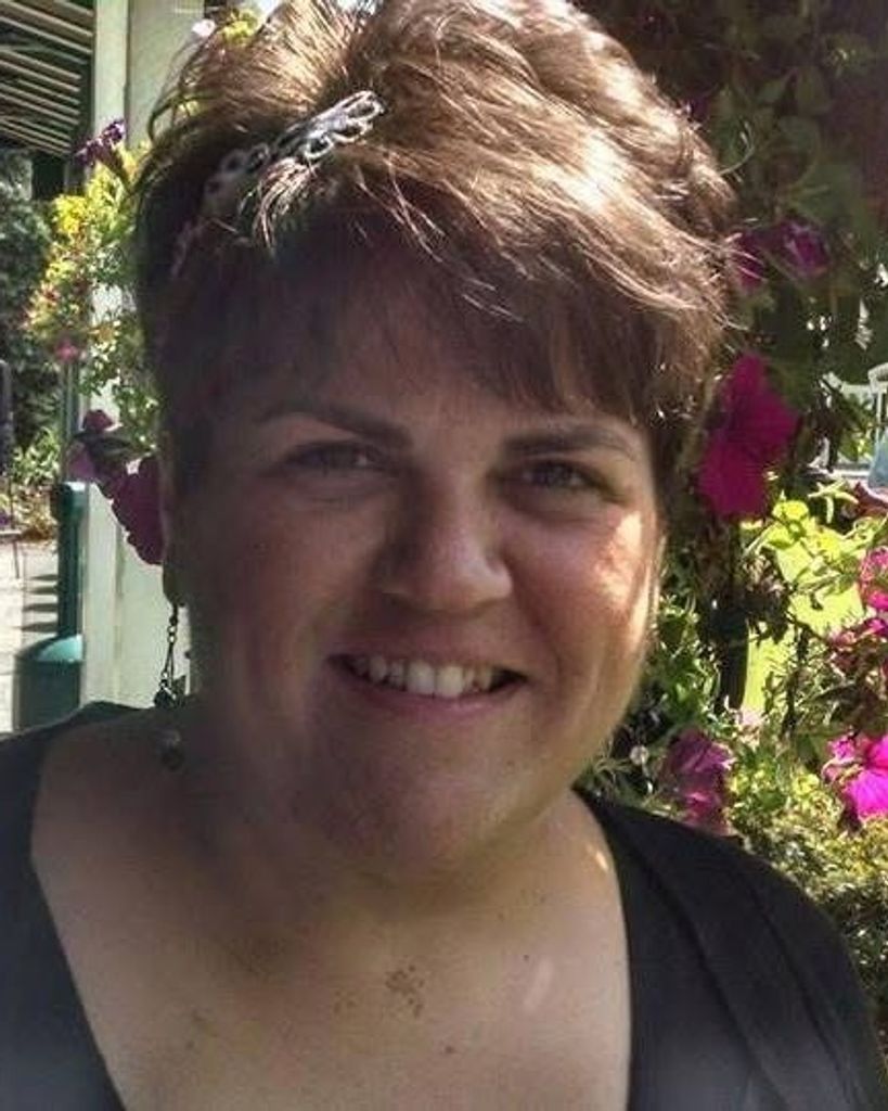 Lynn Marie Neuenfeldt Profile Photo