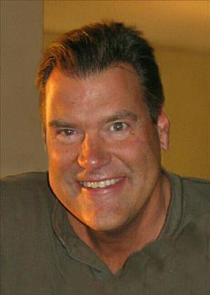 Roy Lindell