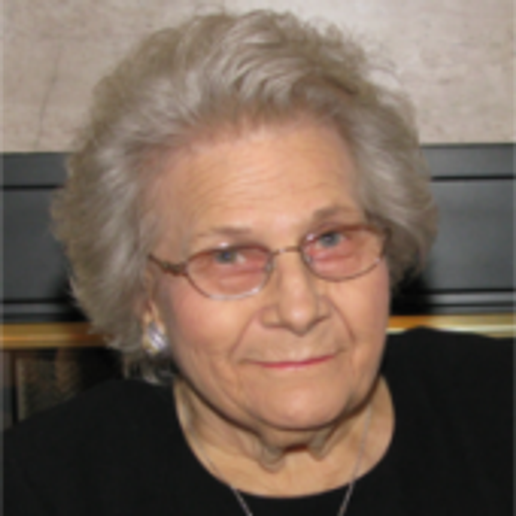 Marcella M Humlicek