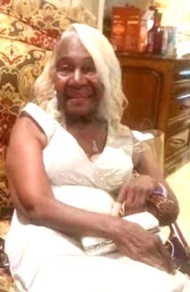 Ms. Lillie Bell Lomax