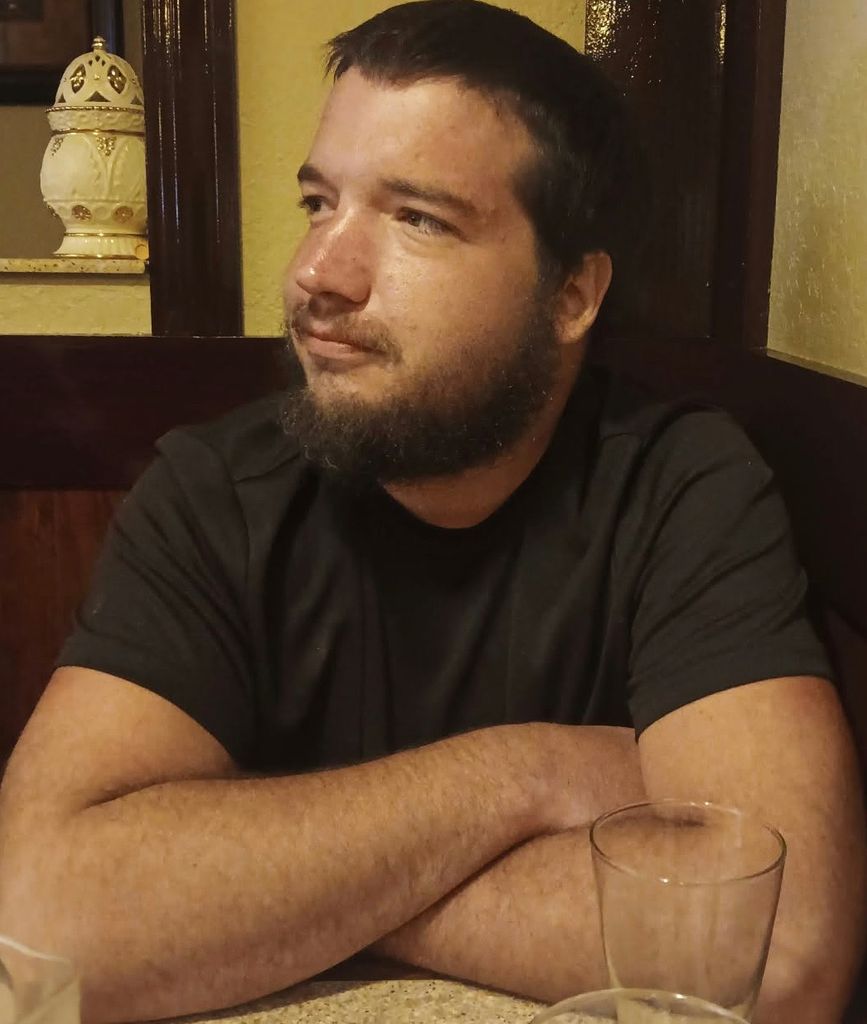 Dakota Guy Russell Wallace Profile Photo