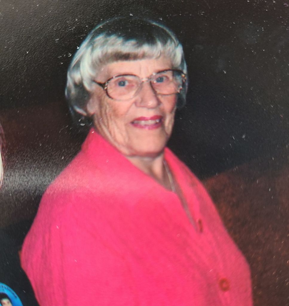 Helen Marie Davis Profile Photo