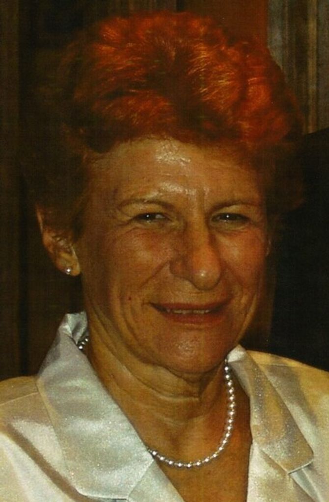 Elizabeth J. 'Dee Dee' Soderman Profile Photo