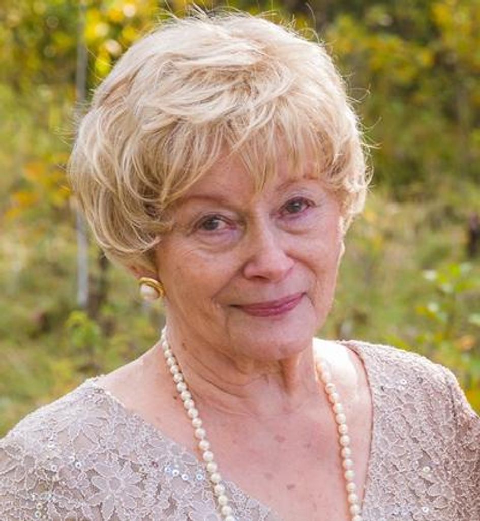 Inge "Kitty" Martinez